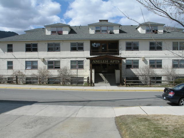 Aneleh Apartments in Helena, MT - Foto de edificio