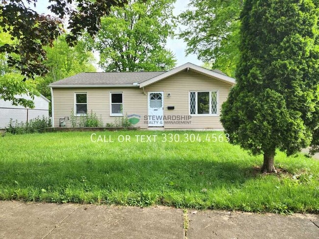 2461 Briner Ave in Akron, OH - Building Photo - Building Photo