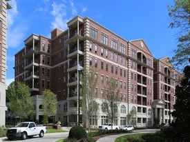 Camden Paces in Atlanta, GA - Building Photo
