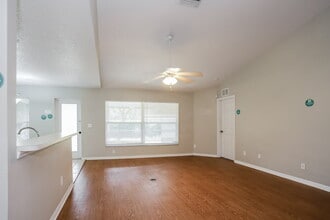 11843 Dunster Ln in Parrish, FL - Building Photo - Building Photo