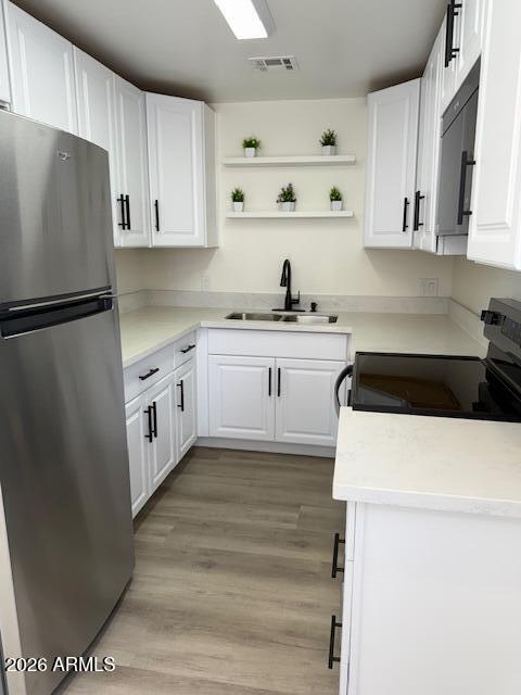 property at 2234 W Medlock Dr