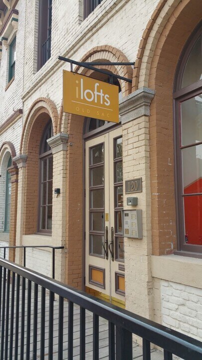 120 I St in Sacramento, CA - Building Photo
