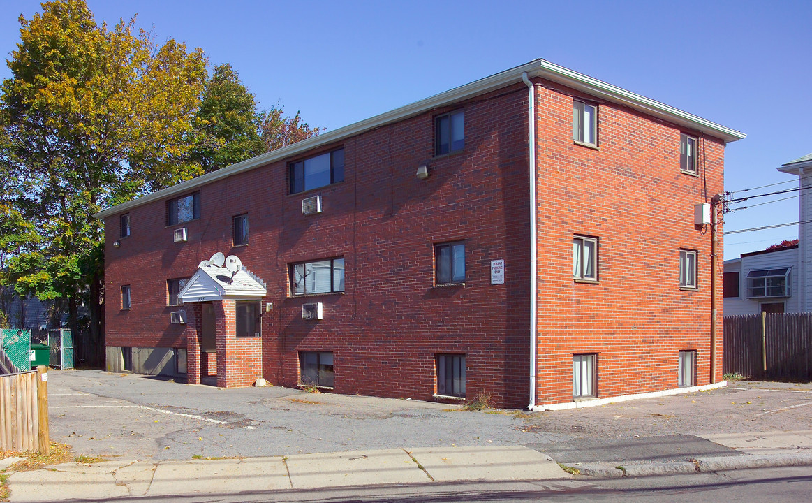 836 Sea St in Quincy, MA - Foto de edificio