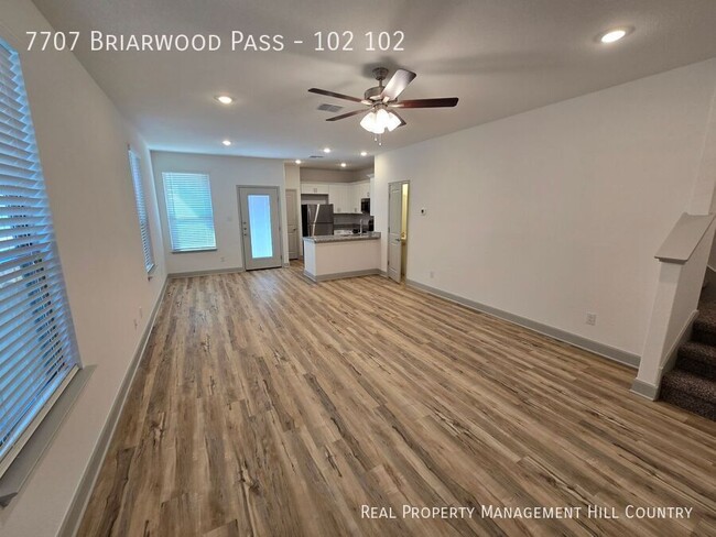 7707 Briarwood Pass in San Antonio, TX - Building Photo - Building Photo