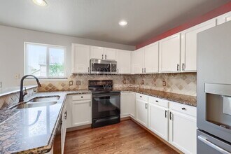 21709 E Kent Dr in Aurora, CO - Building Photo - Building Photo