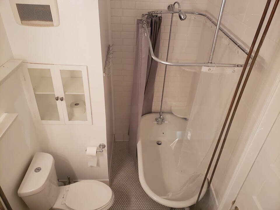 343 E 19th St, Unit #3B in Minneapolis, MN - Foto de edificio