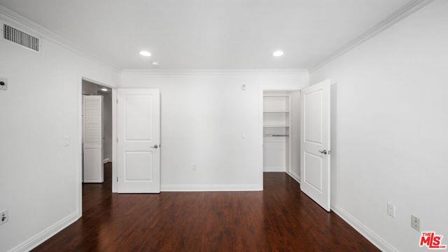 property at 1529 S Beverly Dr