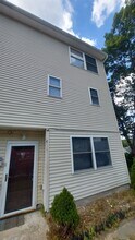 10 Hillcrest St in Norwich, CT - Building Photo - Building Photo