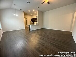 9212 Canyon Bnd in Converse, TX - Building Photo - Building Photo