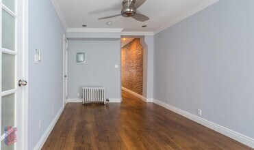 229 1st Ave in New York, NY - Building Photo - Building Photo