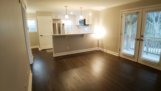 48 Peachtree Ave NE, Unit 315 in Atlanta, GA - Foto de edificio - Building Photo