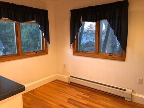 184 Middle St in Braintree, MA - Building Photo - Building Photo