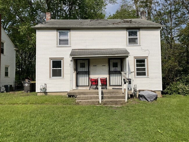 property at 2504 Thompson Ave