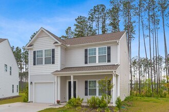 525 Purple Finch Rd in Summerville, SC - Foto de edificio - Building Photo