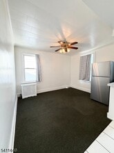 97 Coolidge St in Irvington, NJ - Building Photo - Building Photo