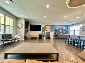 188 Capricorn in Irvine, CA - Building Photo - Building Photo