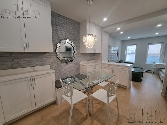 90 Prince St, Unit 3