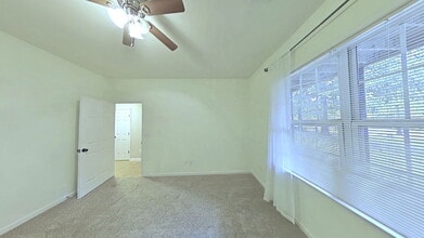 5149 Manerdale Dr SE in Atlanta, GA - Building Photo - Building Photo