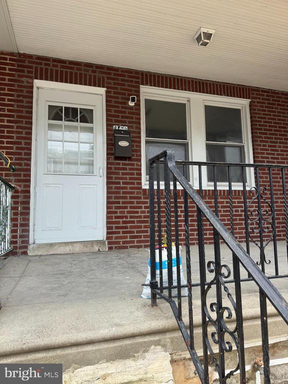 160 Roselyn St in Philadelphia, PA - Building Photo - Building Photo