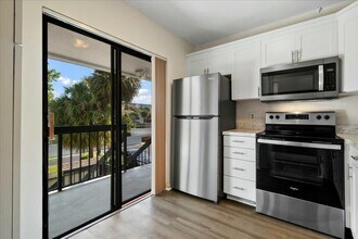 1405 S Federal Hwy in Delray Beach, FL - Building Photo - Building Photo