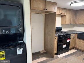 2185 E Wheat Rd in Vineland, NJ - Building Photo - Building Photo