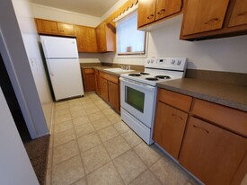 1250 Saint Clair Rd, Unit 1250 in Idaho Falls, ID - Building Photo - Building Photo