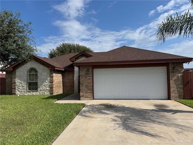 property at 904 W Solar Dr