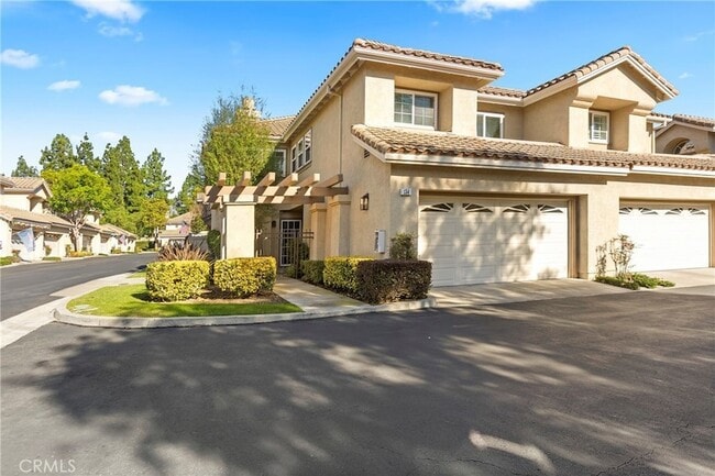 134 Encantado Canyon in Rancho Santa Margarita, CA - Foto de edificio - Building Photo