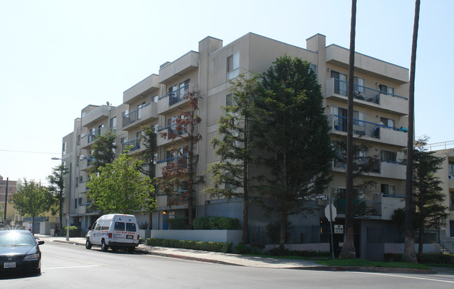 San Marino Court Apartments in Los Angeles, CA - Building Photo - Building Photo