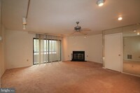 16 Dudley Ct in Bethesda, MD - Foto de edificio - Building Photo