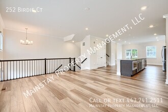 252 Birdie Ct in Pikesville, MD - Building Photo - Building Photo