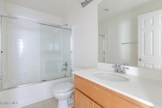 259 Riverdale Ct in Camarillo, CA - Building Photo - Building Photo