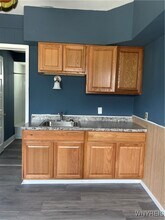 560 Fargo Ave in Buffalo, NY - Building Photo - Building Photo