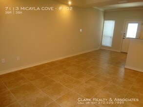 7113 Micayla Cove-Unit -#102 in San Antonio, TX - Building Photo - Building Photo