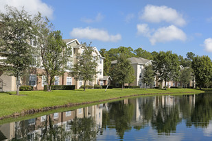 Thomas Chase Apartments