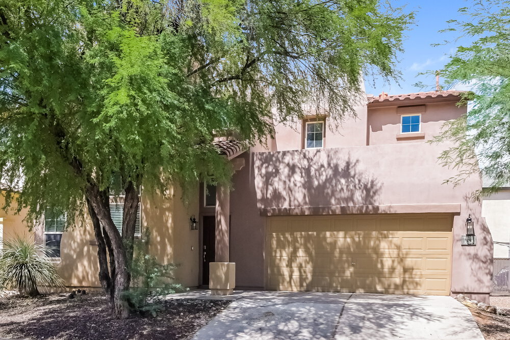 122 W Camino Rancho Palomas in Sahuarita, AZ - Foto de edificio