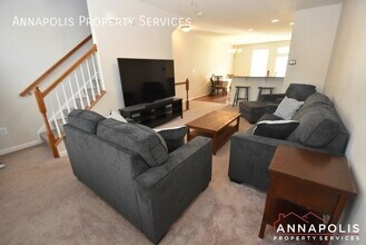 619 Ravenwood Dr in Glen Burnie, MD - Building Photo - Building Photo