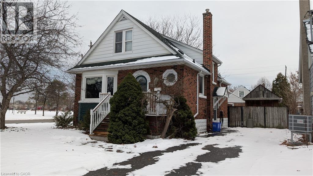 125 Auburn Ave in Hamilton, ON - Building Photo