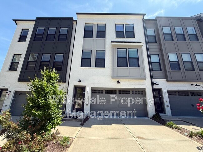 1235 Corkery Ridge Ct in Cary, NC - Building Photo - Building Photo