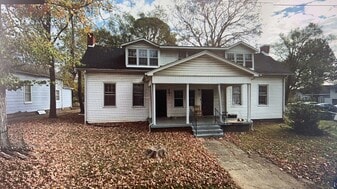 541 Greenwood Ave, Unit C