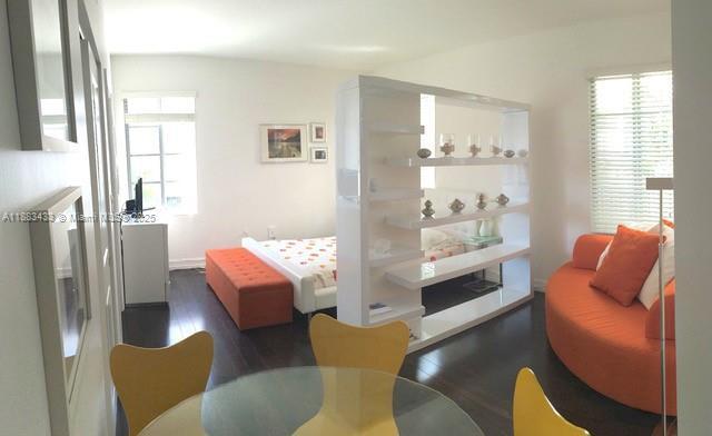 621 11th St in Miami Beach, FL - Building Photo - Building Photo