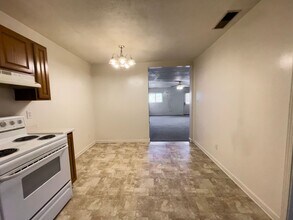 9019 W Jackson St in Muncie, IN - Building Photo - Building Photo