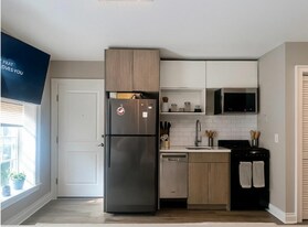 3555 16th St NW, Unit 4 in Washington, DC - Building Photo