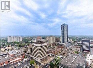 55 Duke St W in Kitchener, ON - Building Photo - Building Photo