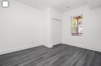322 S Kostner Ave, Unit 1 in Chicago, IL - Foto de edificio - Building Photo