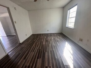 310 N Gilmer St in Killeen, TX - Building Photo - Building Photo