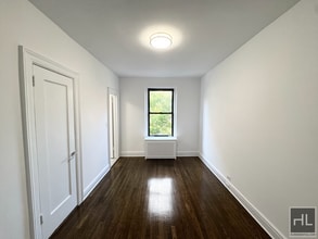 WEST 12 STREET in New York, NY - Building Photo - Building Photo