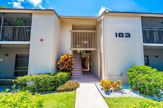 183 Deer Creek Blvd in Deerfield Beach, FL - Building Photo - Building Photo
