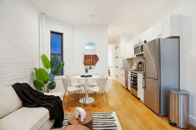 1290 1st Ave. in New York, NY - Building Photo - Building Photo