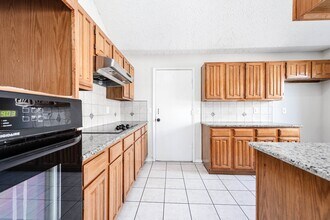 2015 Echo Ridge in Sugar Land, TX - Building Photo - Building Photo